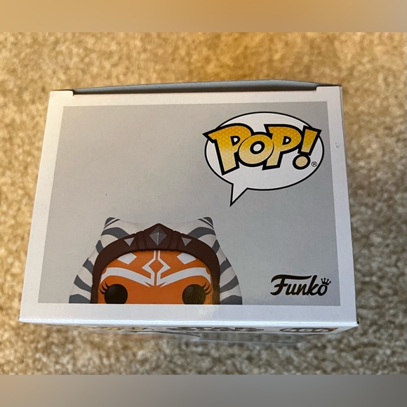 Ahsoka From Star Wars Funko Pop NIB - Picture 6 of 7